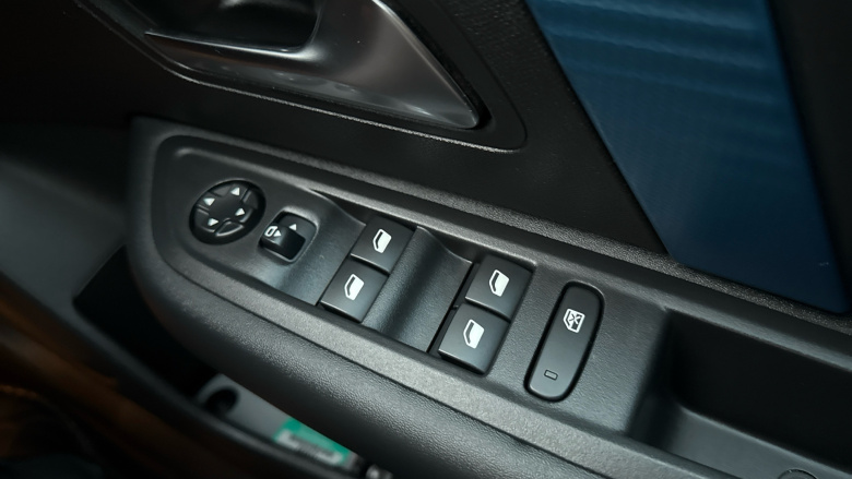 Citroen C4 100kW Shine Plus 50kWh 5dr Auto Electric Hatchback